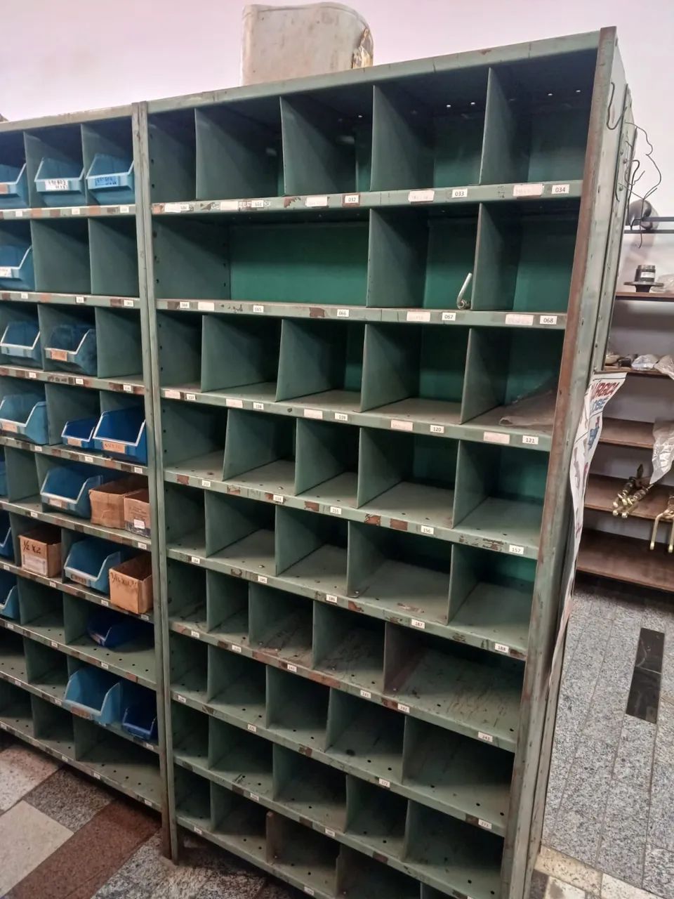 Estante Prateleiras de aço  - Foto 2