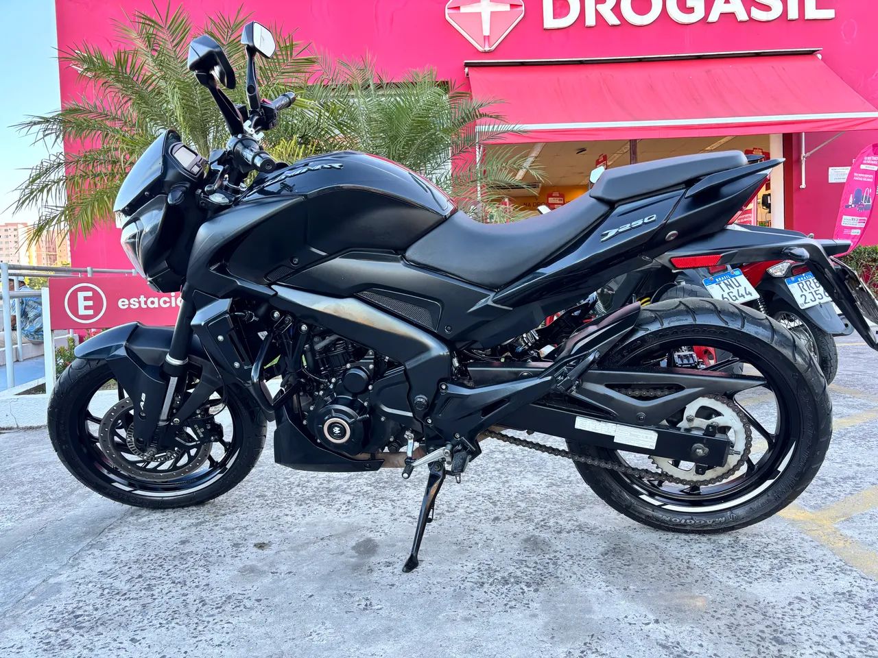 BAJAJ DOMINAR 250 - Foto 5