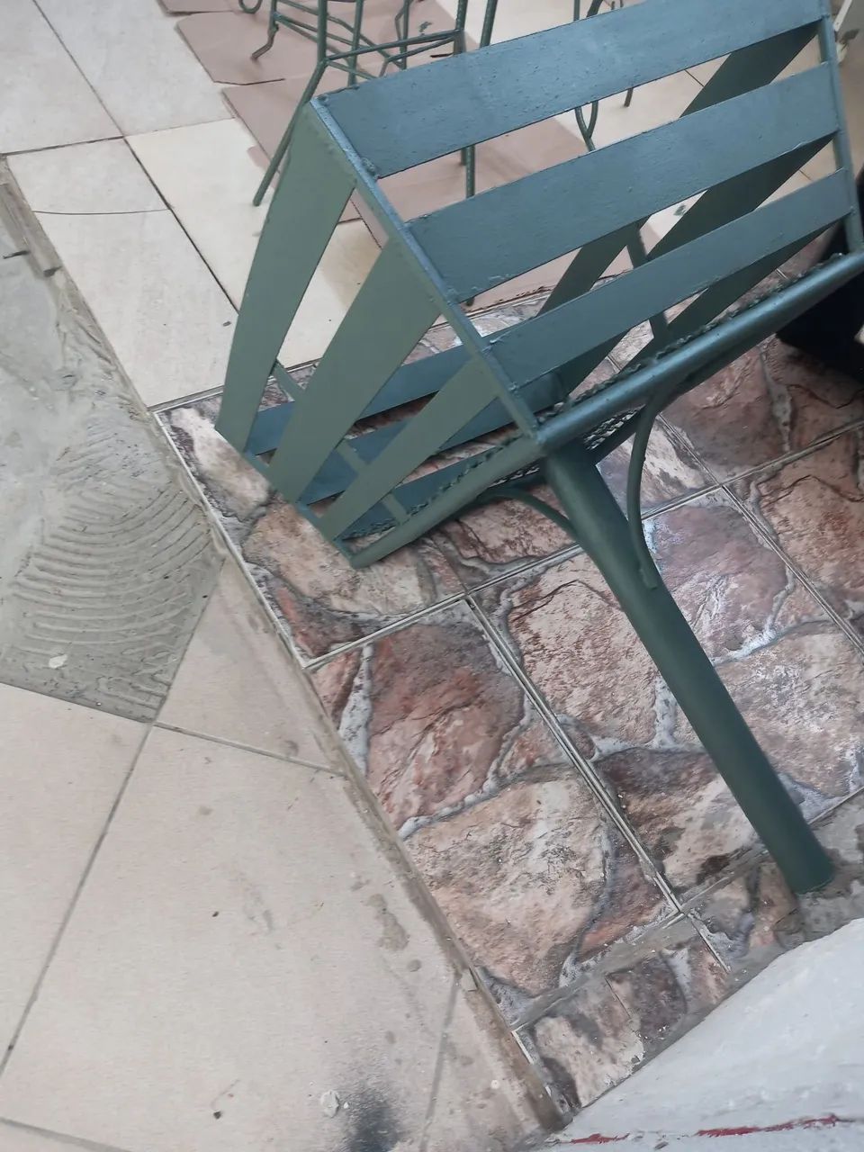 Lixeira de ferro