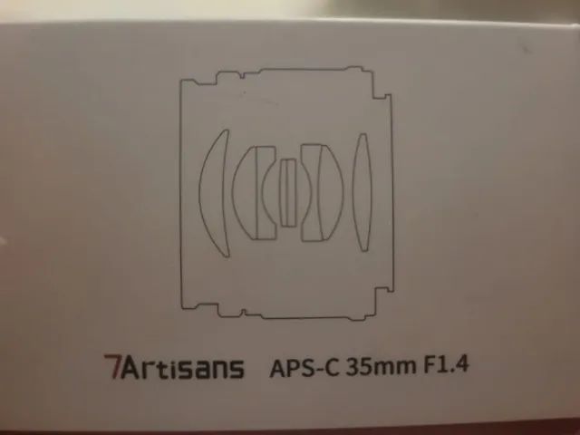 Lente 7Artisans 35mm f/1.4 Sony E-Mount - Ultra Clara, Manual e na Caixa - Foto 5