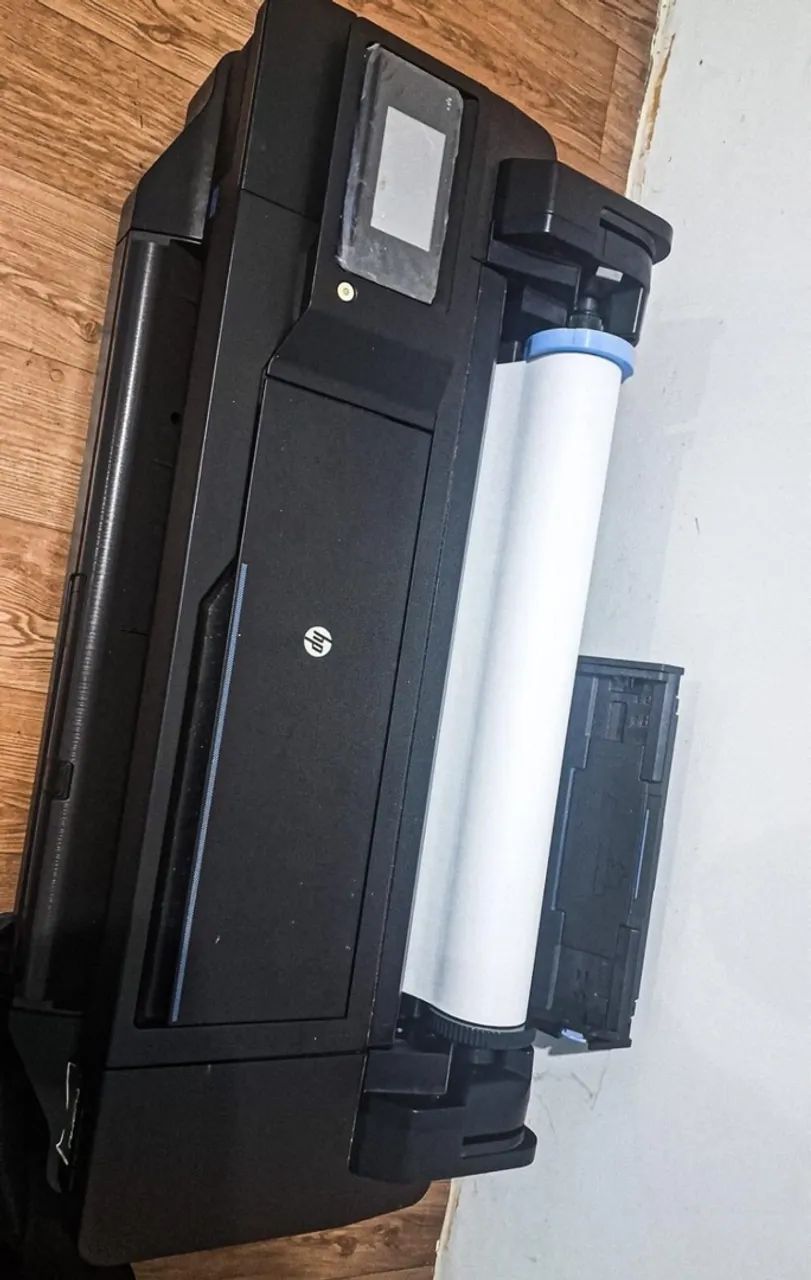 Impressora hp designjet t120 plotter + 40metros de folha A1 - Foto 4