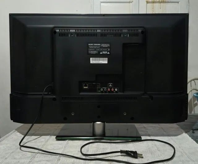 Tv Toshiba Led Preta 32 Polegadas Mod 32l2400 - Foto 4