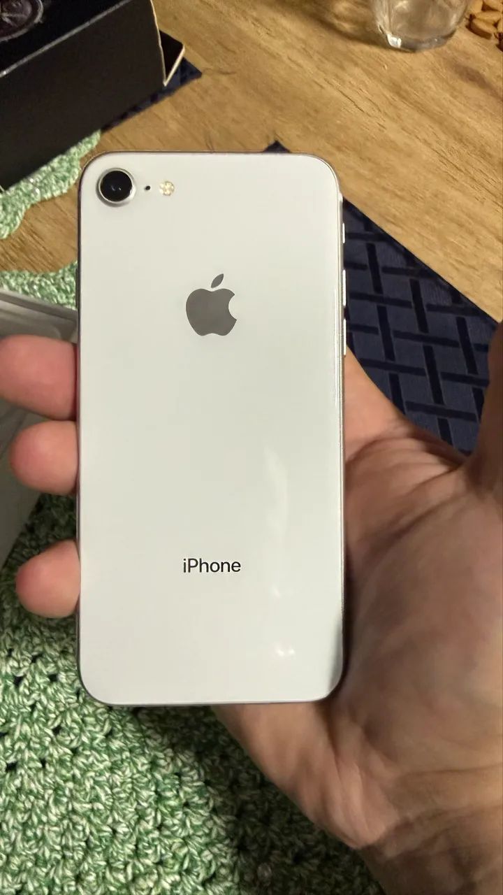 iPhone 8 64G Branco - Celulares e Smartphones - Parque Residencial