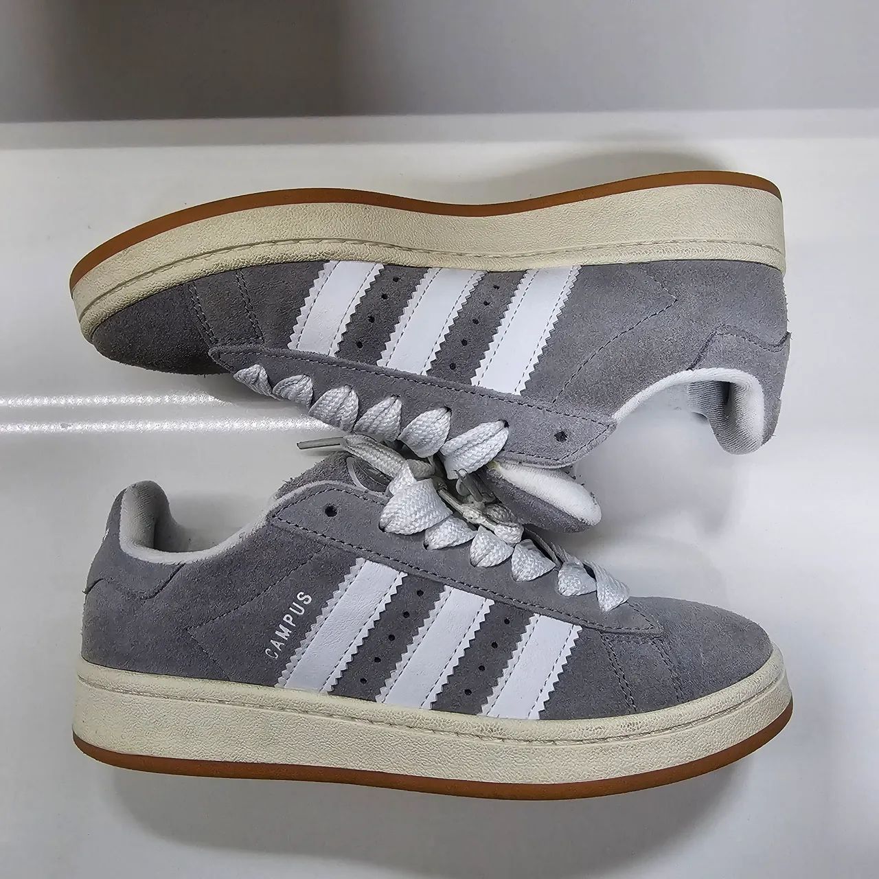 Adidas campus cinza - Foto 2