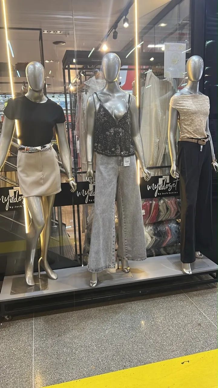 Manequim para loja de moda feminina  - Foto 5