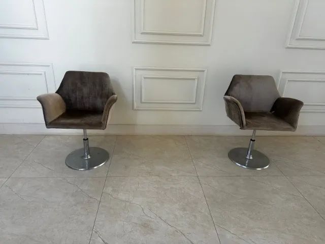 Poltronas Giratórias (valor unitário)