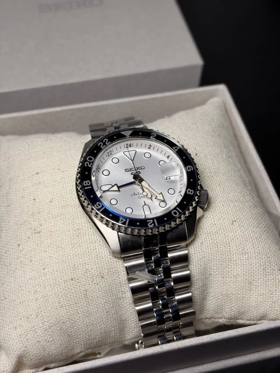 Seiko 5 Sports GMT  - Foto 3