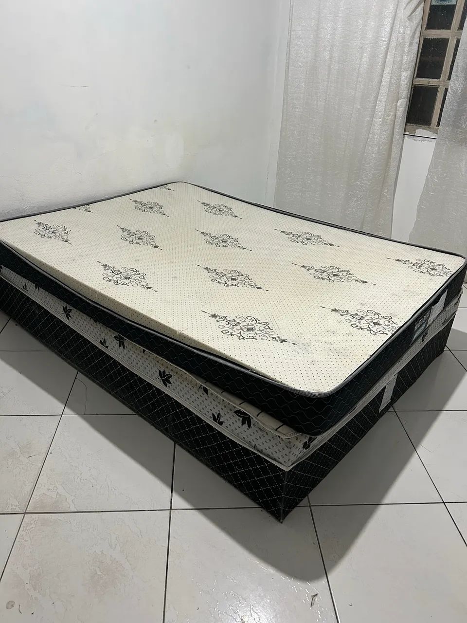Cama box 