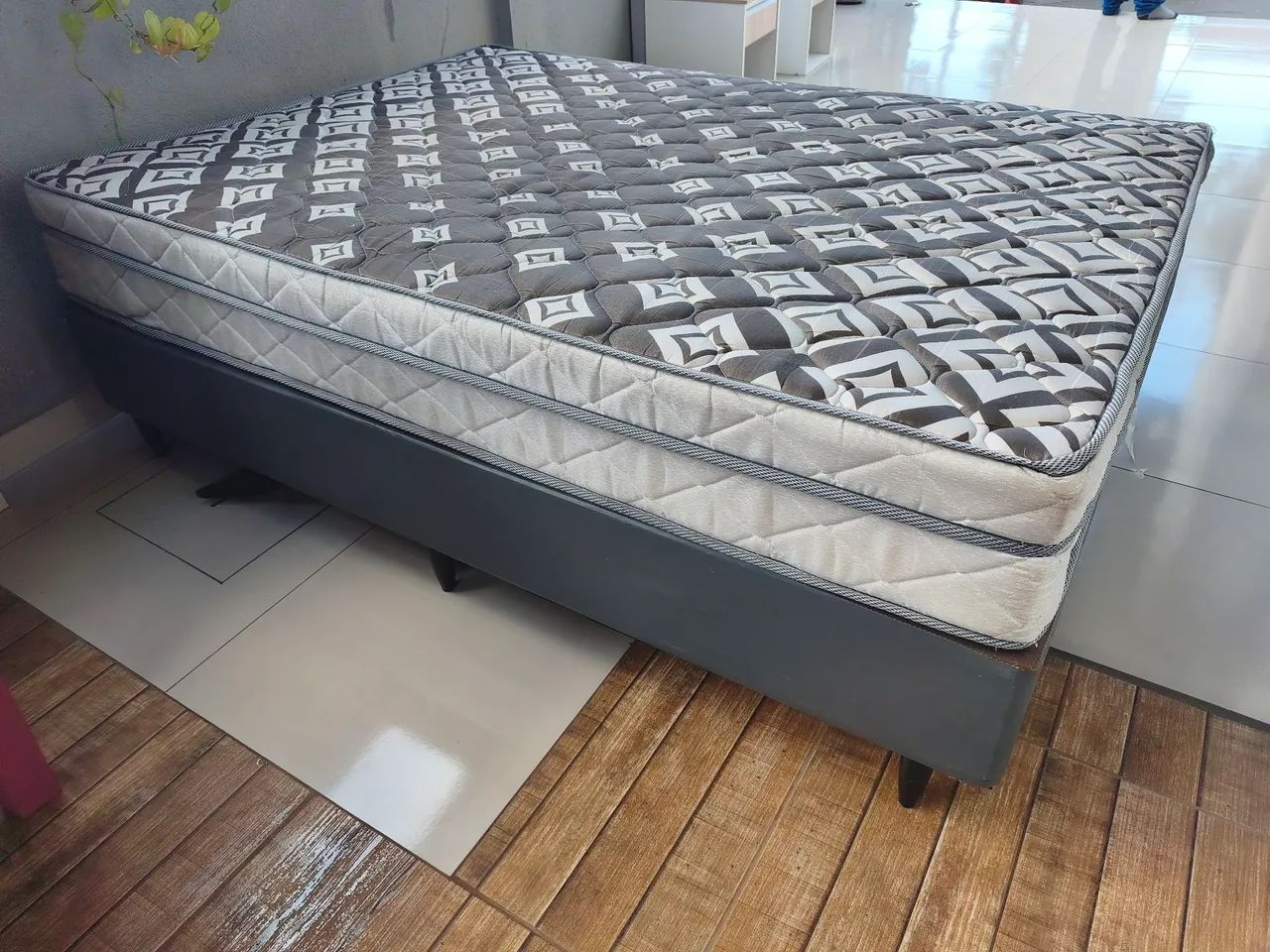Cama box casal semi nova  - Foto 5