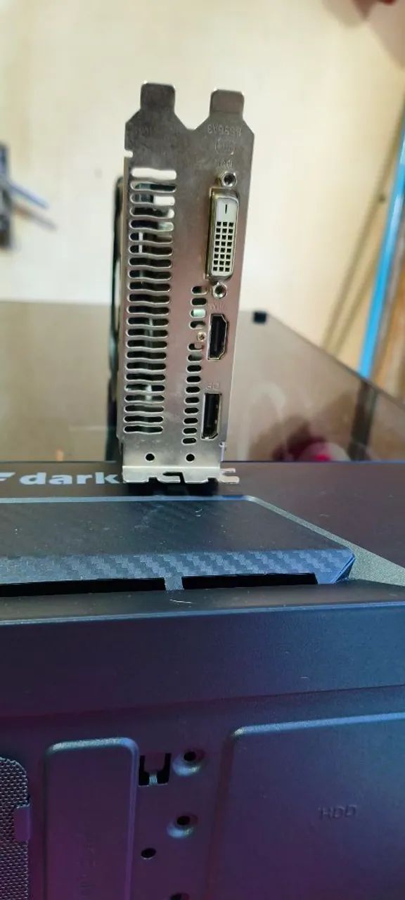 Placa RX 550 2 gigas  - Foto 3