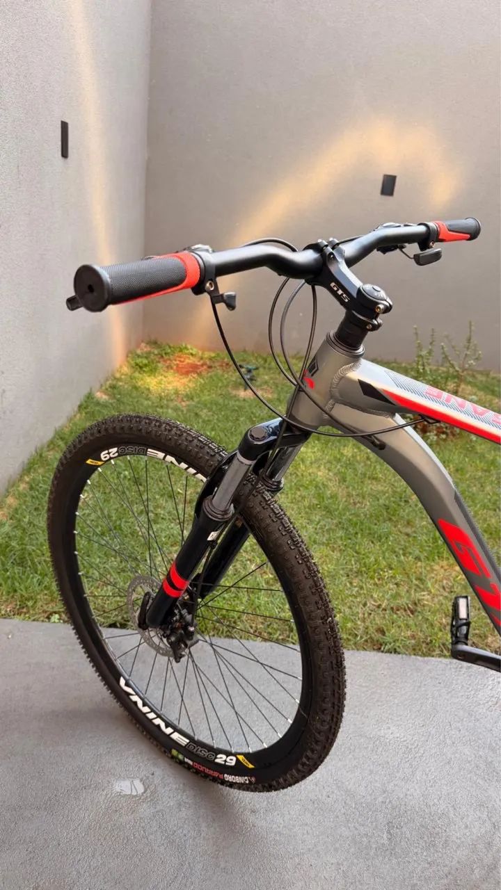 Vendo Bicicleta aro 29 - Foto 2