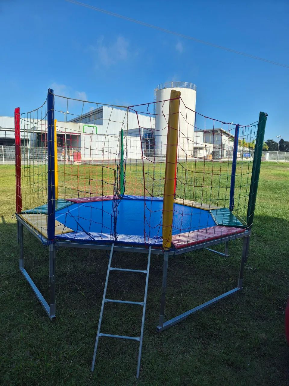 Cama elástica e piscina de bolinhas locação a partir de $! - Foto 5