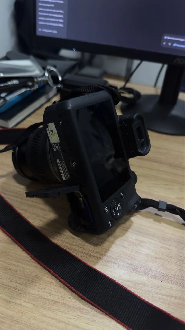 Câmera EOS R100 - Foto 2