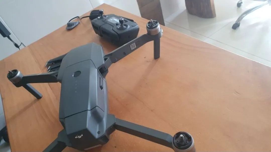 DJI Mavic Pro sem bateria com bolsa e hub