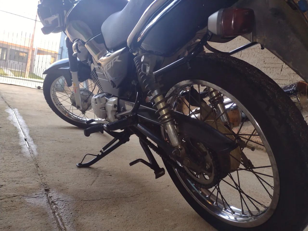  YBR K 06 - Foto 4