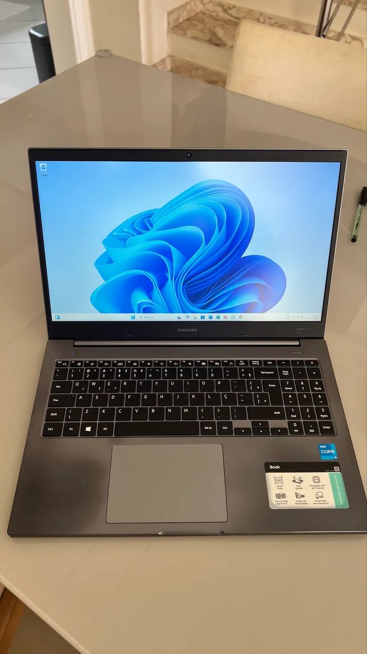 NOTEBOOK SAMSUNG i5 - 11ª/8G/SSD NVME 256G/TELA FULL HD/ Garantia + Nota Fiscal.