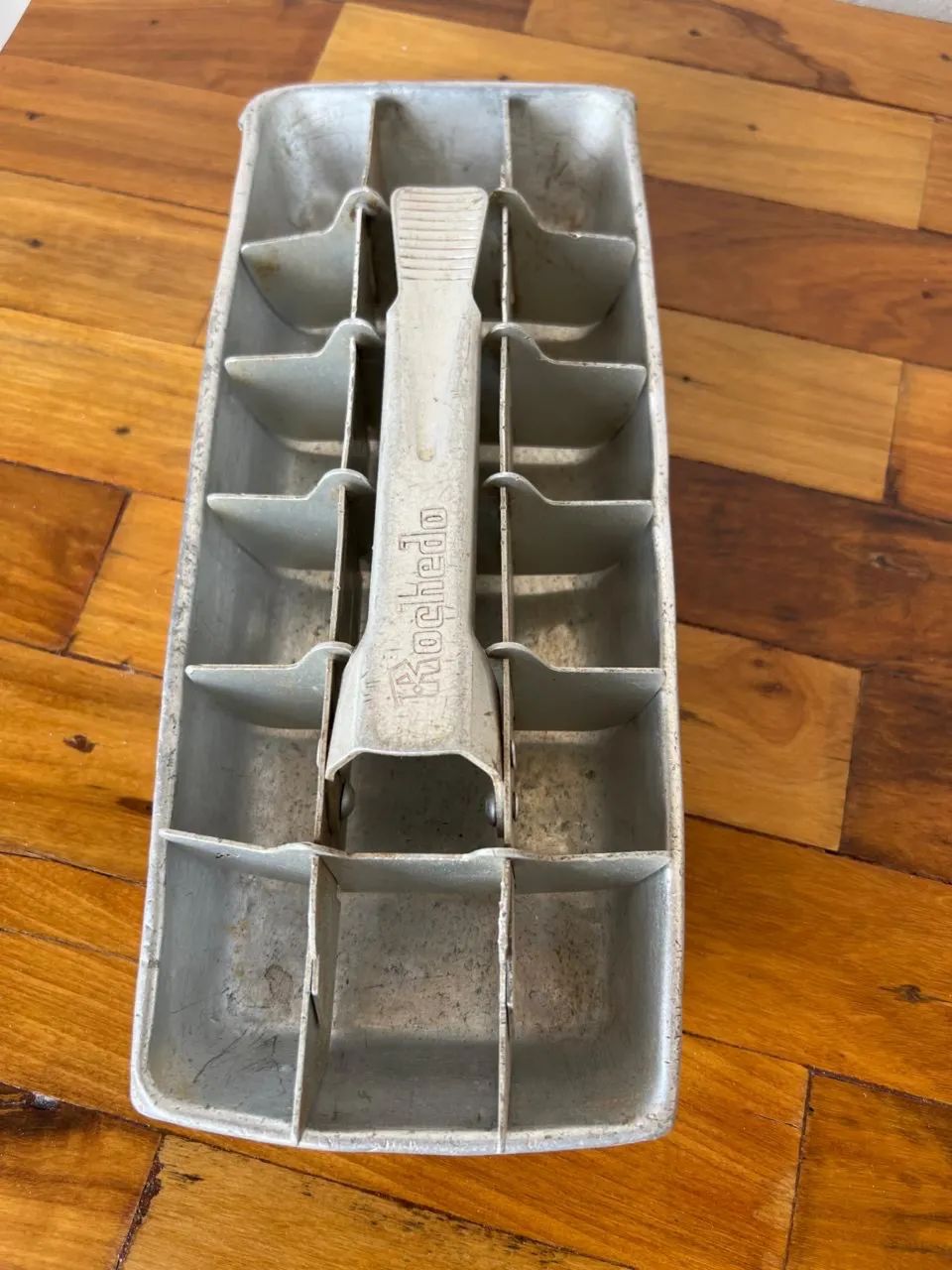 Forma de gelo antiga 