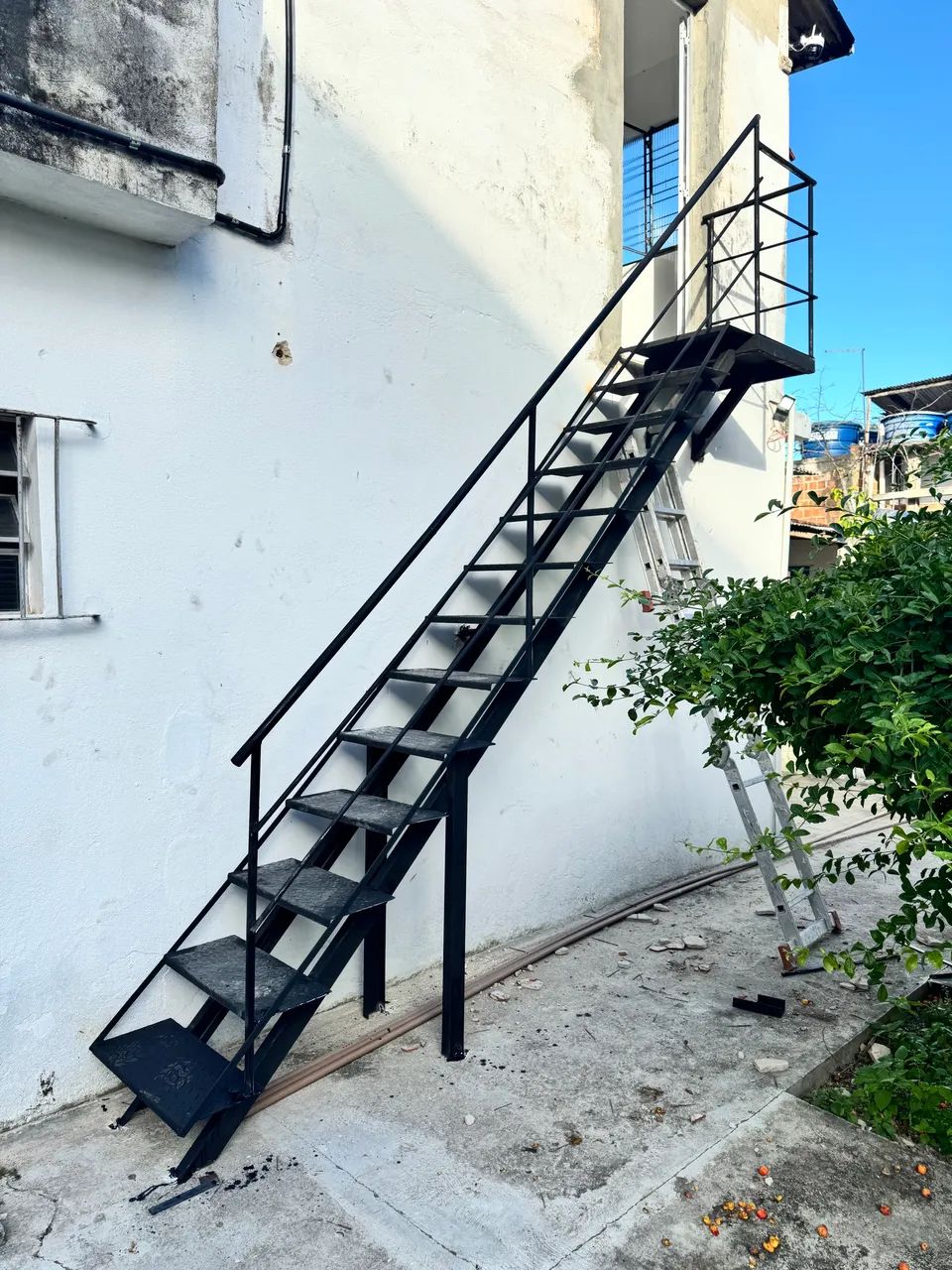 Escadas de ferro Instação imediata  - Foto 2