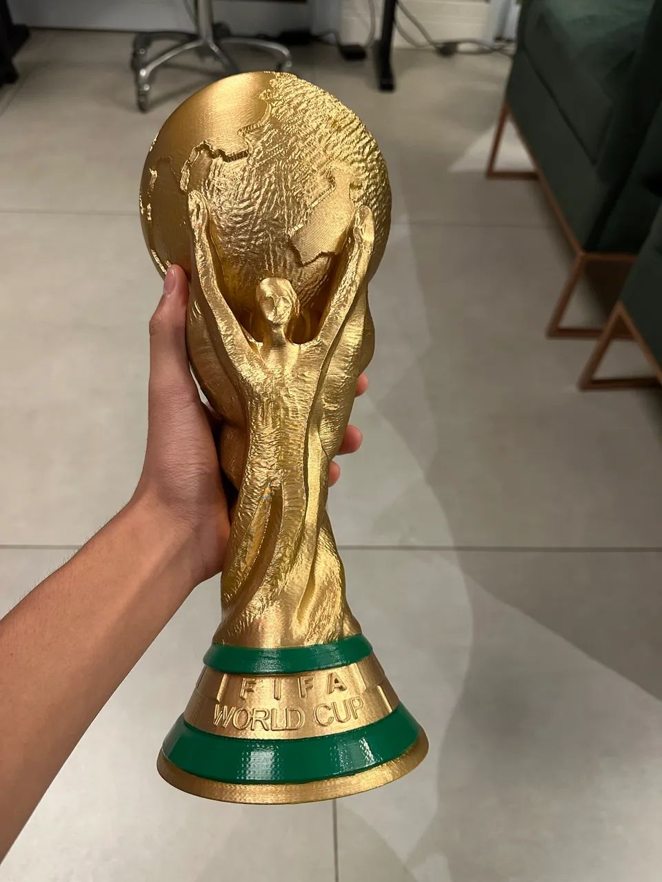 Troféu copa do mundo tamanho real  - Foto 2