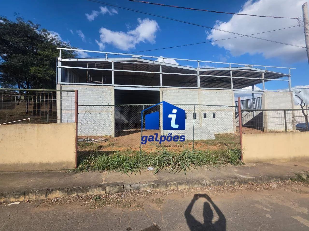 Galpão com 1500 m² no Jardim Encantado - Vespasiano/MG