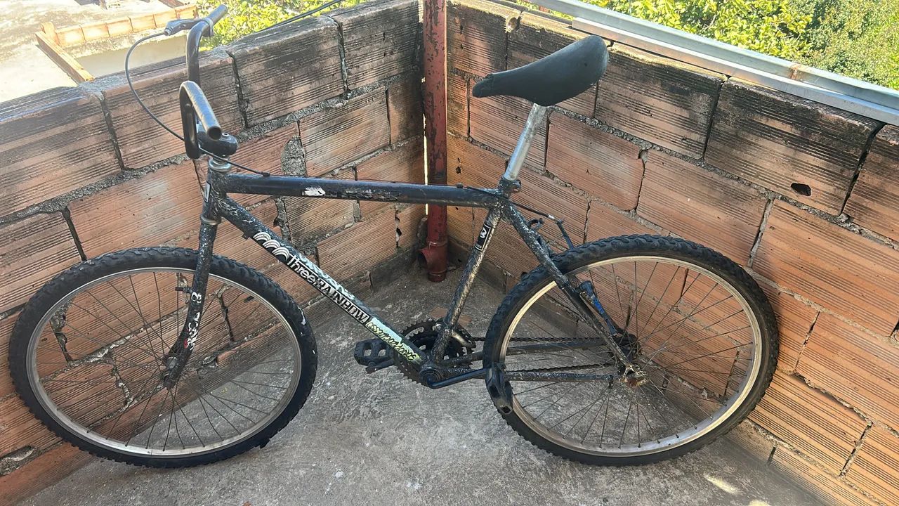 Duas bicicletas motorizadas e uma bicicleta normal  - Foto 3