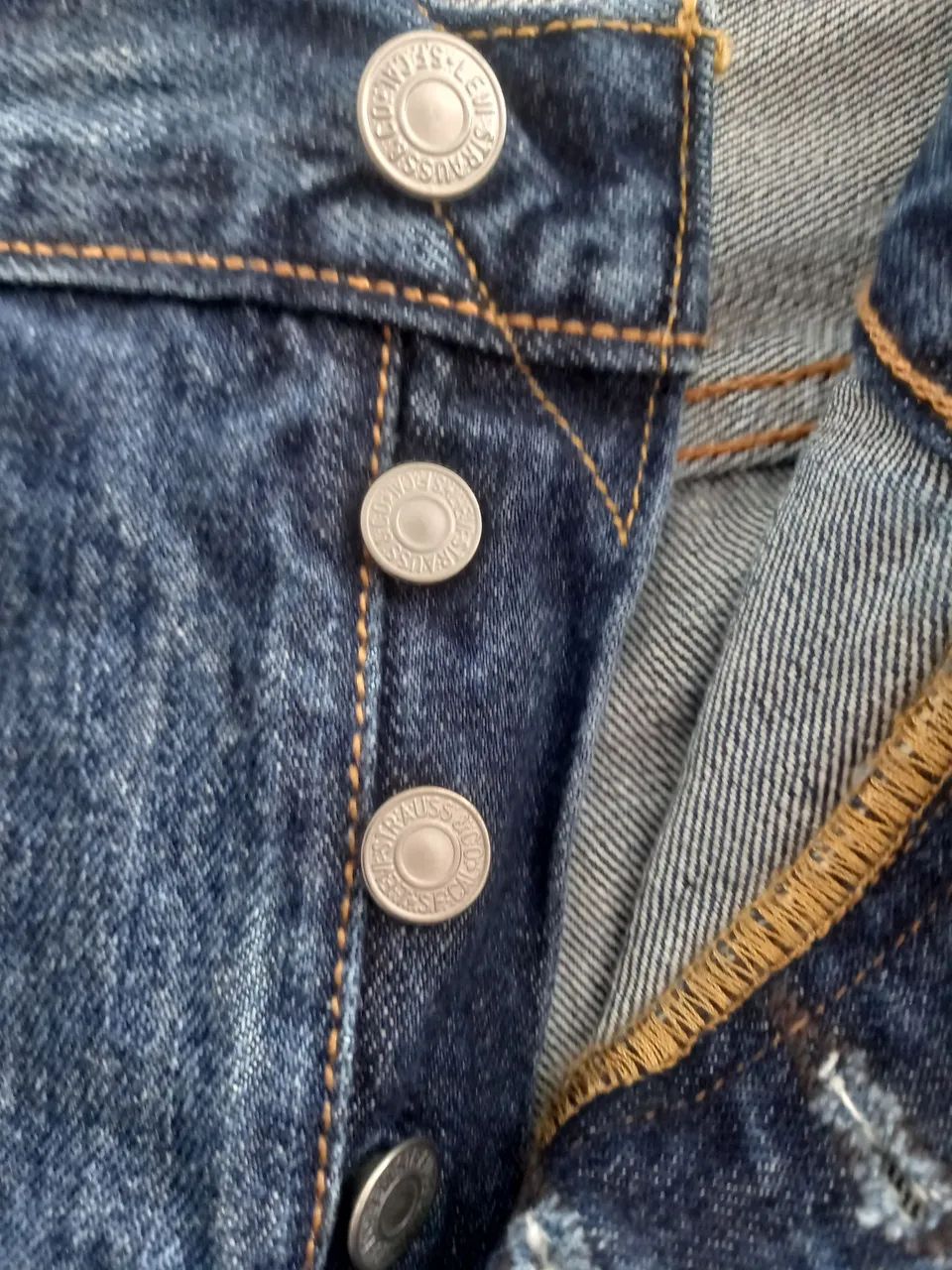 Calça jeans Levis tam 52/54 - Foto 5