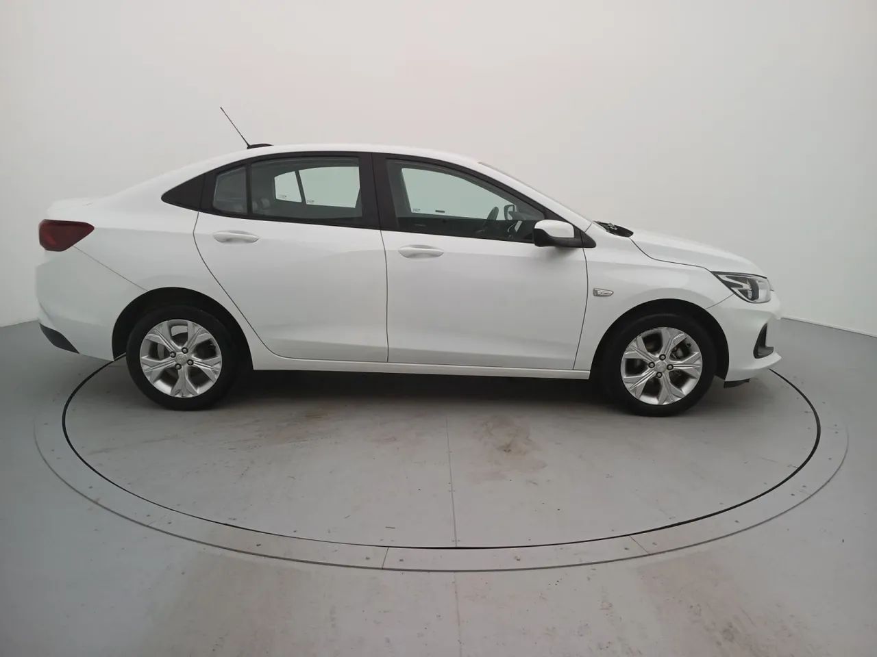 Chevrolet Onix Hatch LTZ 1.0 12V TB Flex Aut. 5P 2025 - Foto 6