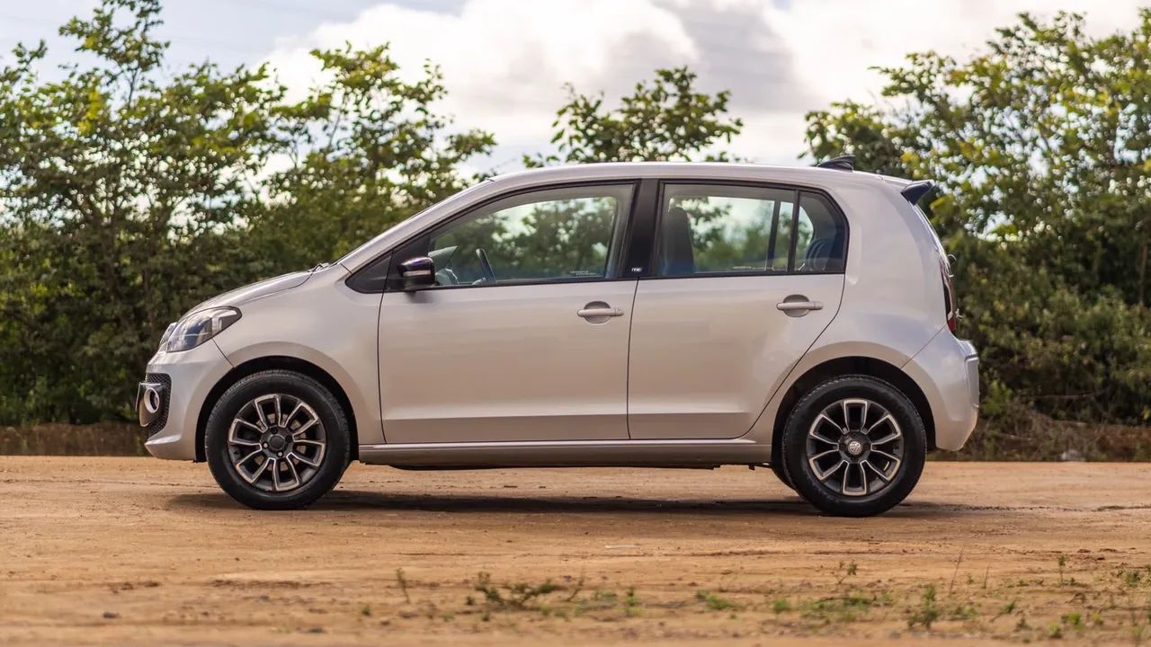 Volkswagen Up! up! move 1.0 TSI Total Flex 12V 5p 2017