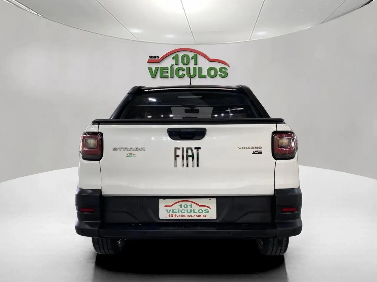 Fiat Strada Volcano 1.3 Flex 8V CD Aut. 2024 - Foto 4
