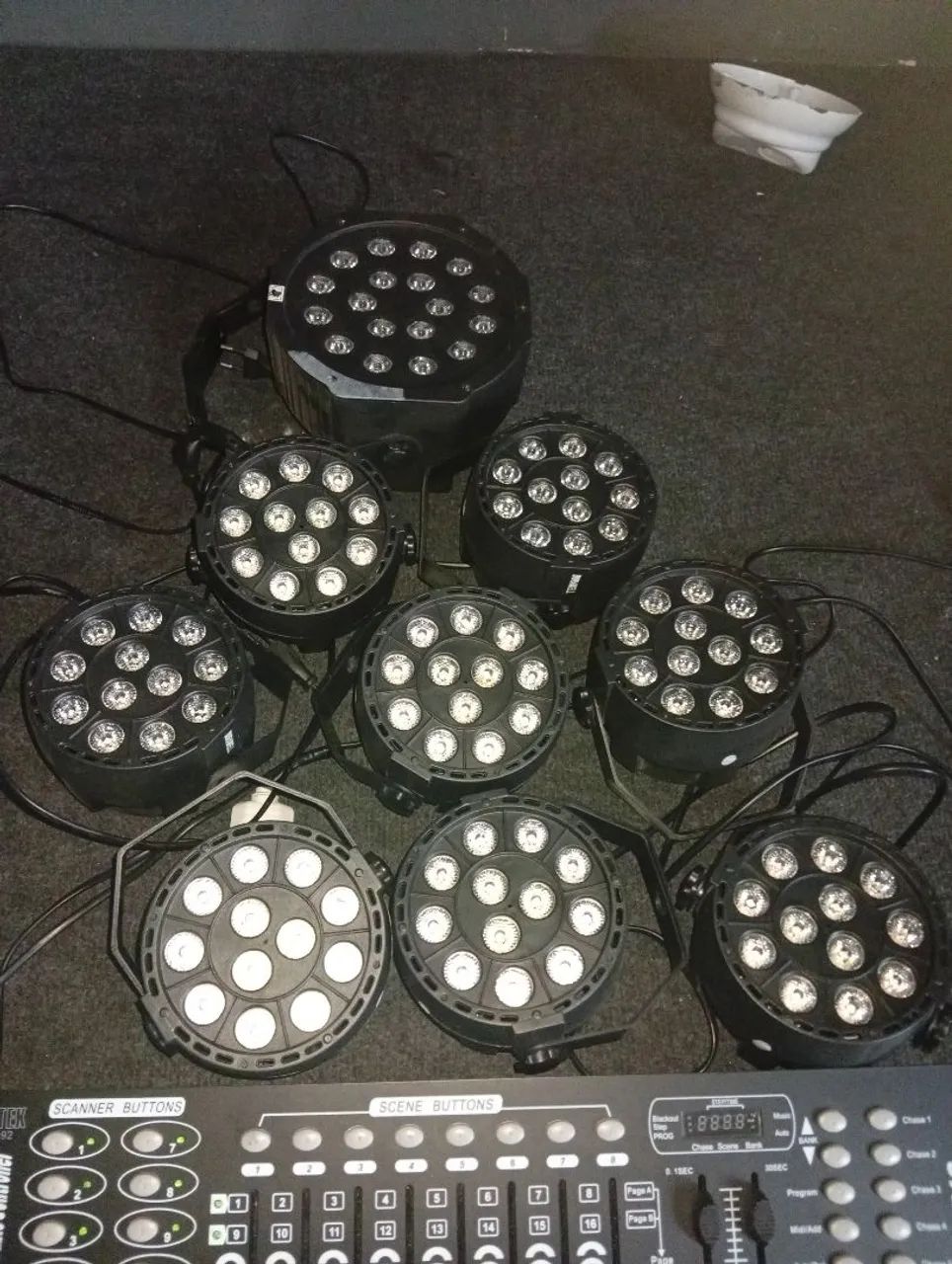 Kit de iluminação completo. Mesa DMX e Par Leds - Foto 2