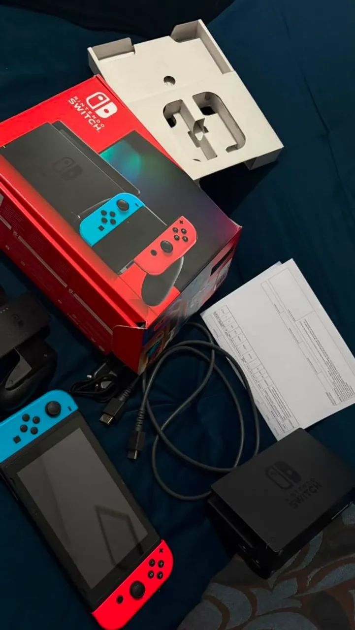 Nintendo Switch Pouco usado Na caixa v2 - Foto 2