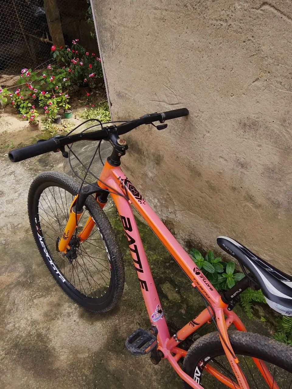 Bike battle semi nova
