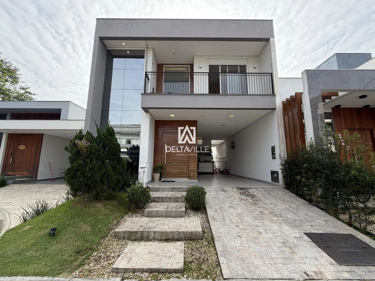 Casa mobiliada no Deltaville com 3 Quartos 1 Suíte e 2 Vagas
