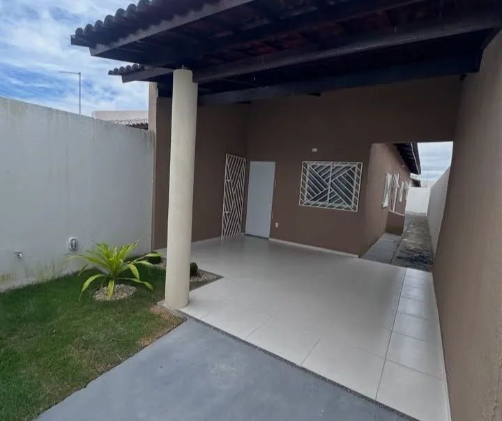 Casa padrão no conjunto maguari 