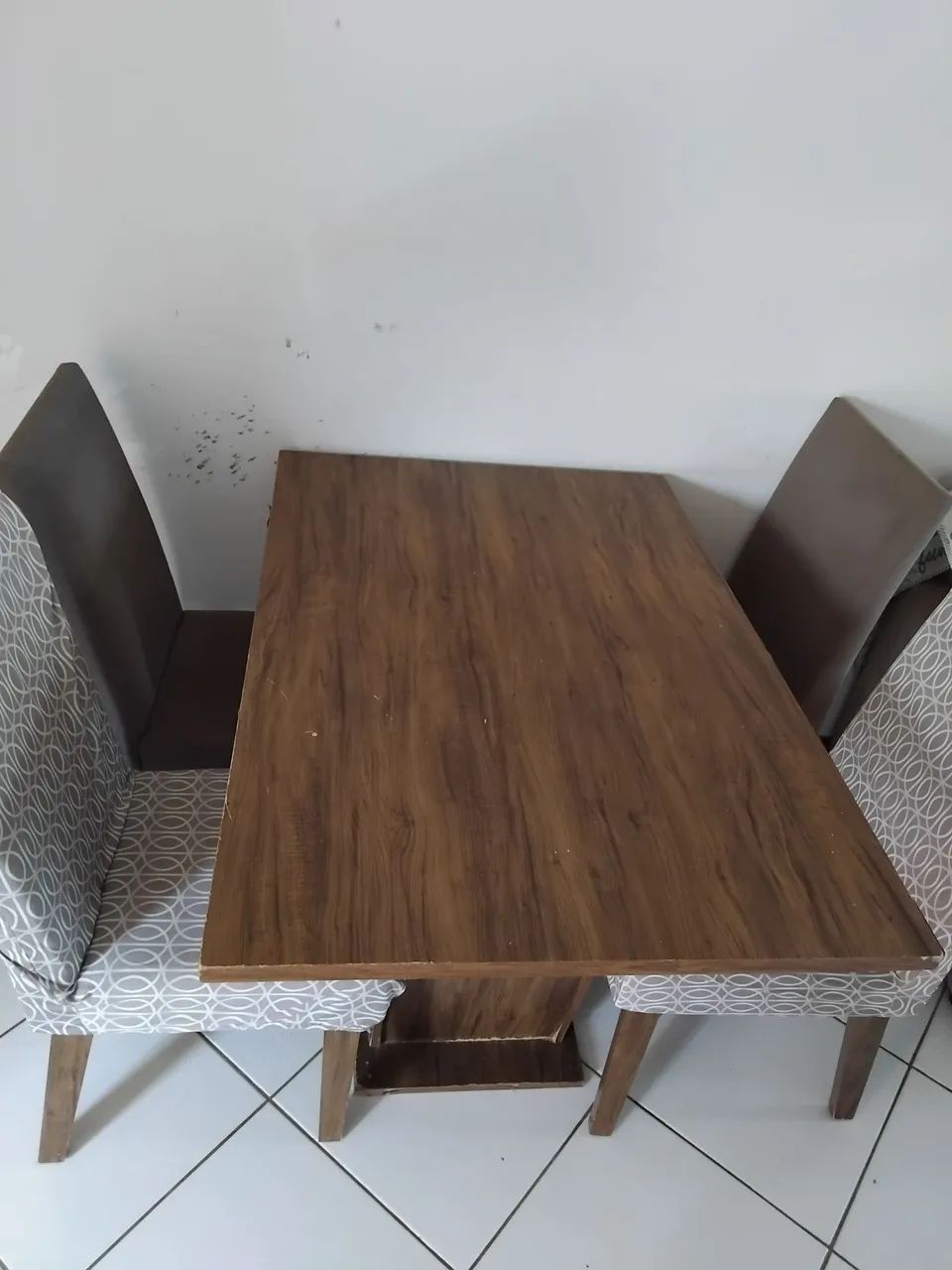 Vendo mesa/4 cadeiras - Foto 4