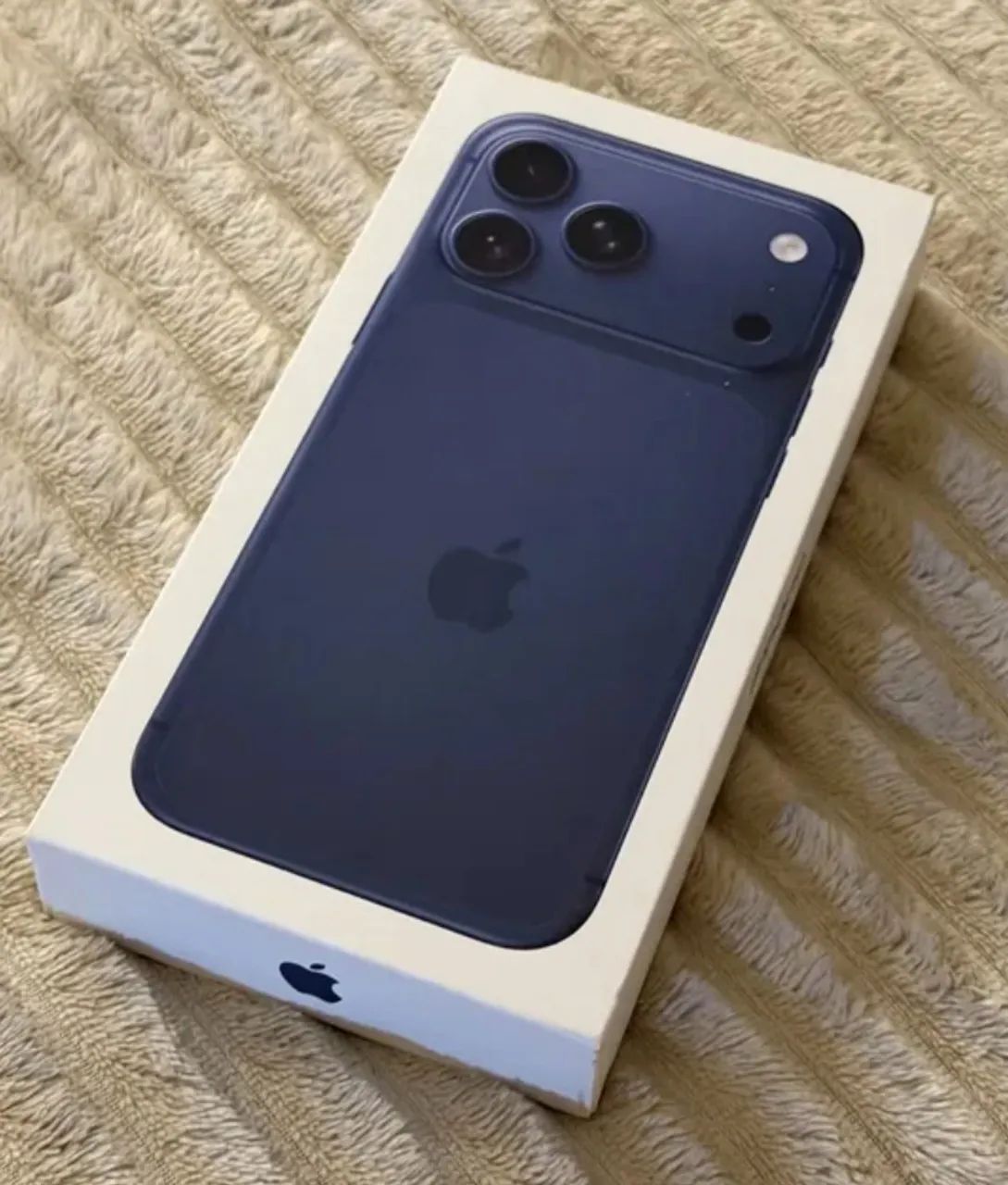 iPhone 17 Pro Max Azul - Foto 2