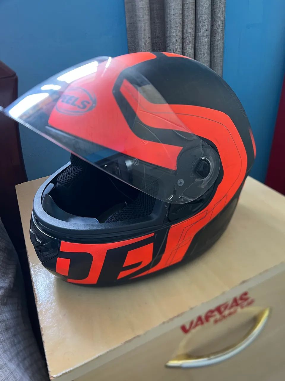 Capacete Pells