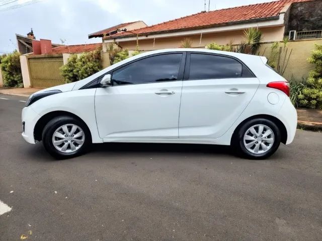 Hyundai HB20 Comf./c.plus/c.style 1.0 Flex 12V 2013 - Foto 4