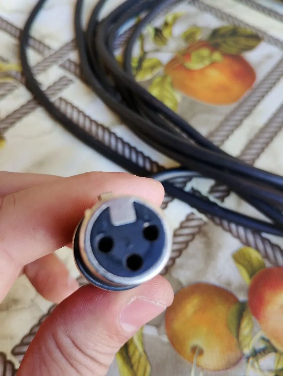 Cabo de microfone e mesa de som  - Foto 4