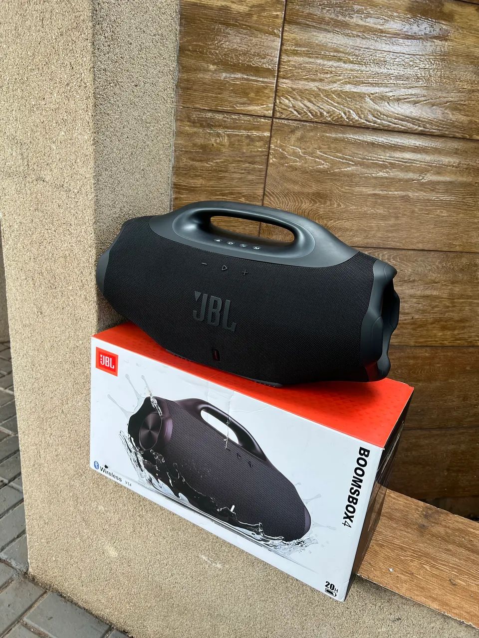 Bombox 4 primeira linha 