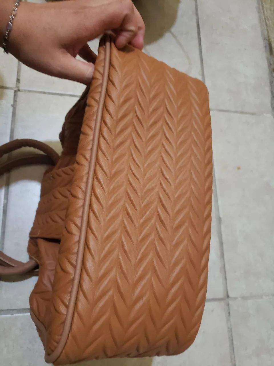 Bolsa de Mão Nova com 02 bolsos Fundos - Foto 2