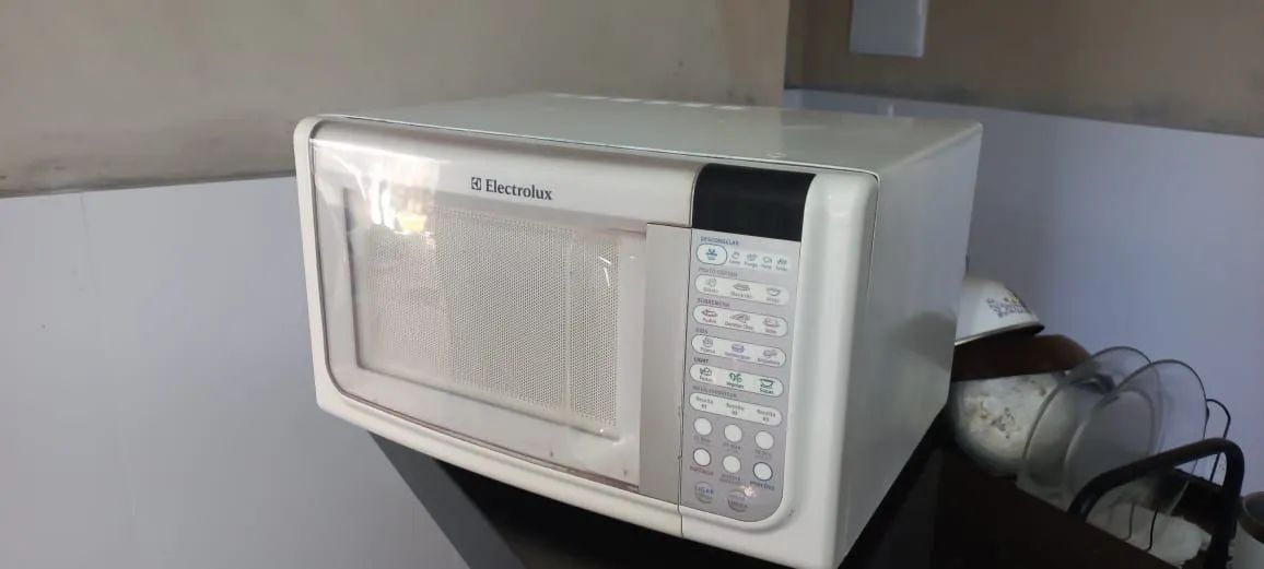 Micro-ondas Electrolux 23 litros 110v  - Foto 5