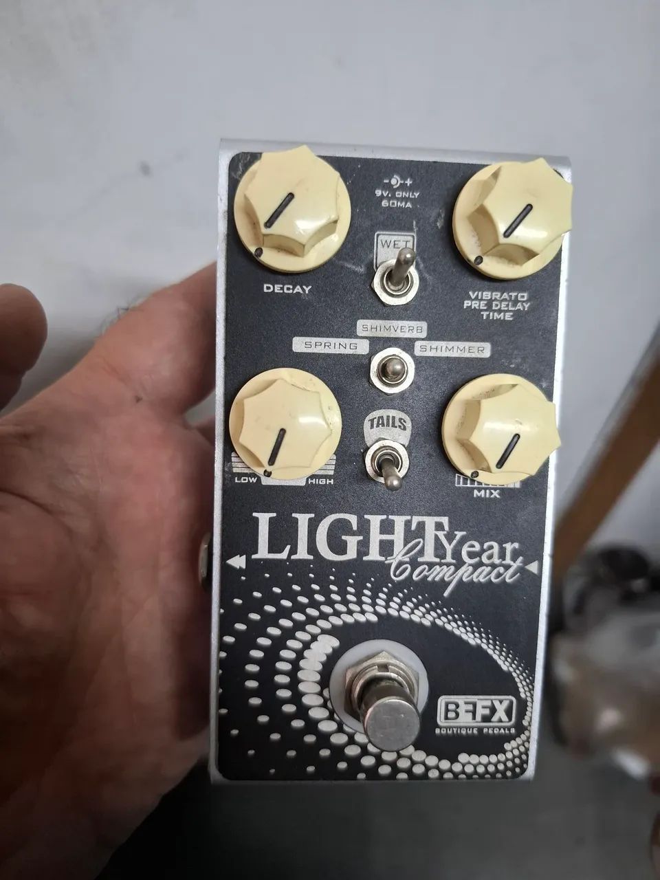 Pedal Reverb Shimmer BEFX Light Year Compact Excelente  - Foto 4