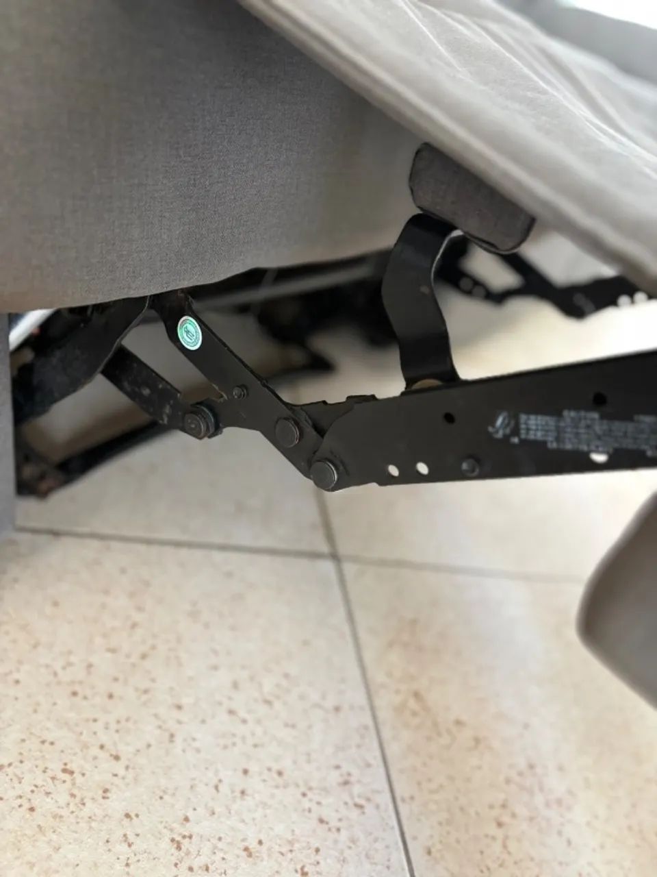 Sofá 3 lugares - Foto 4