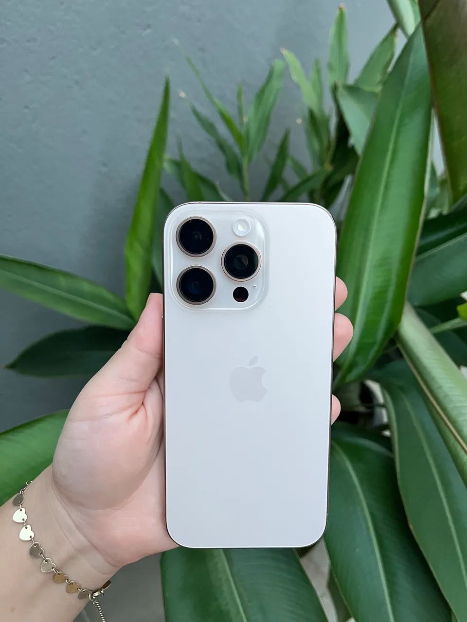 IPHONE 16 PRO 256gb