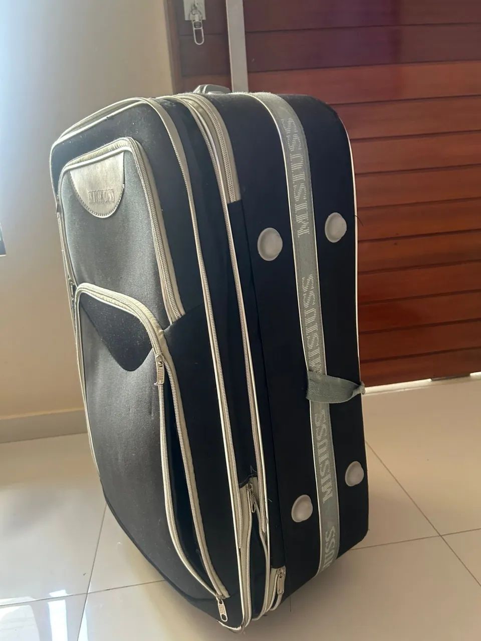 VENDO MALA DE VIAGEM TAMANHO GRANDE  - Foto 3