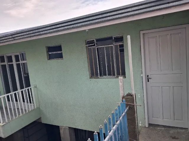 Alugo casa