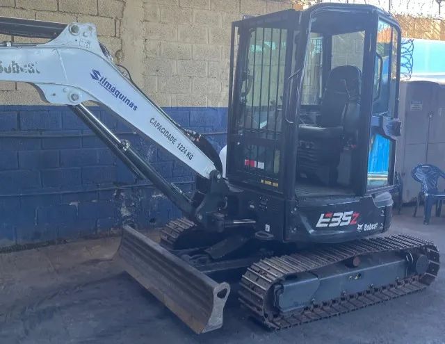 Miniescavadeira Bobcat E35z 2023 746.9hs Fechada+ar+est Aço - Foto 3