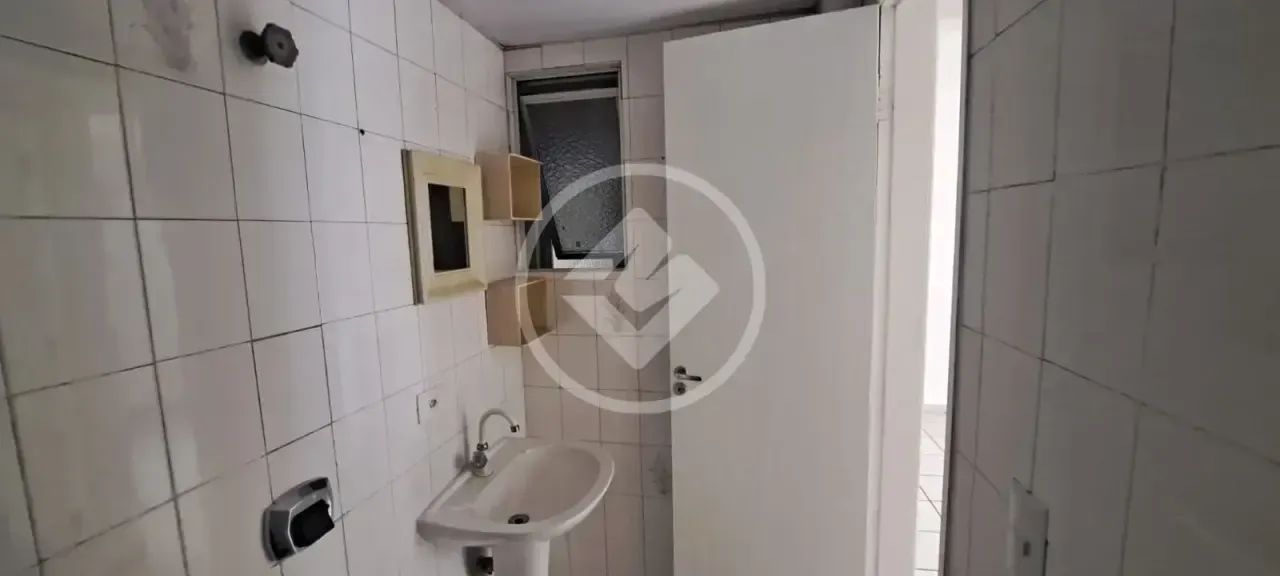Apartamento 2 Dormitórios à Venda em Coqueiros  Florianópolis - Foto 2