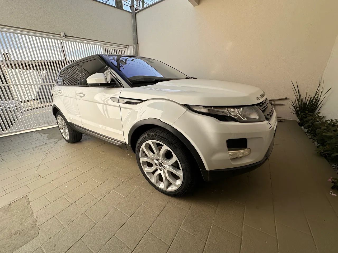 Land Rover Range Rover Evoque 2015